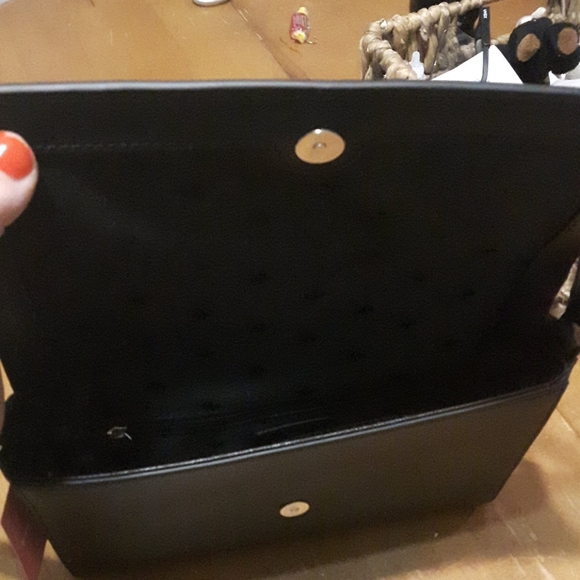 Kate Spade cross body purse *tag still attached - Picture 4 of 5